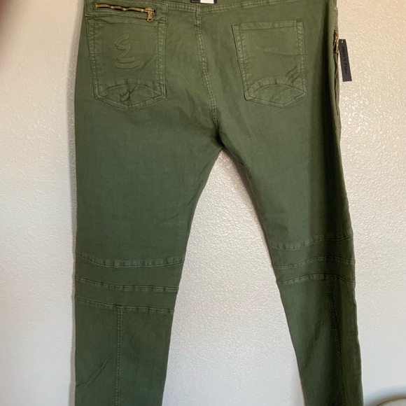 Elite Premium Jeans - Picture 3 of 3